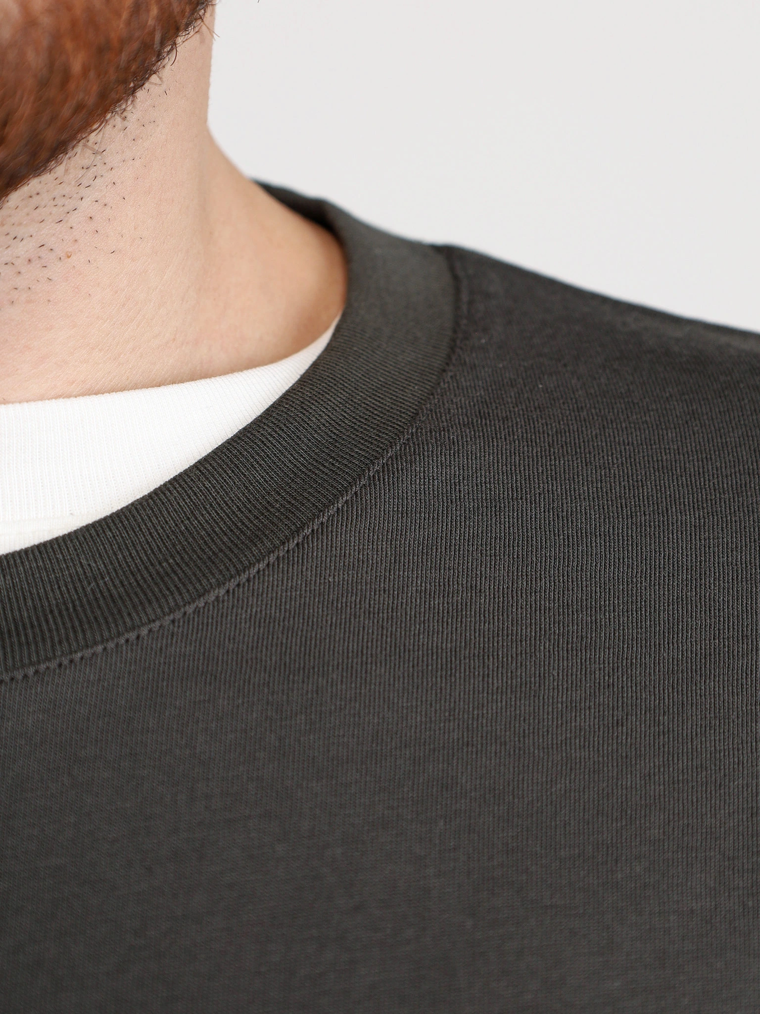 Футболка цвета хаки из хлопка